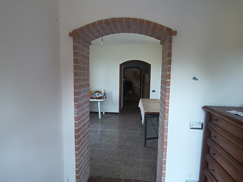 Casa Indipendente in Vendita a Castelnuovo Magra, 220'000&euro;, 110 m²