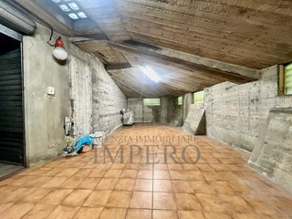Box in Vendita a Ventimiglia, 49'000€, 31 m²