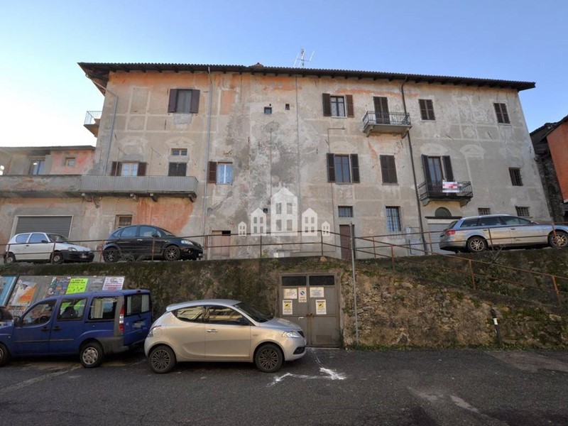 Quadrilocale in Vendita a Cuorgnè, 63'000€, 80 m²