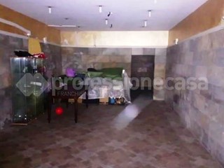 Negozio in Vendita a Livorno, 58'000&euro;, 60 m²