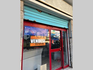 Negozio in Vendita a Roma, 129'000€, 65 m², arredato