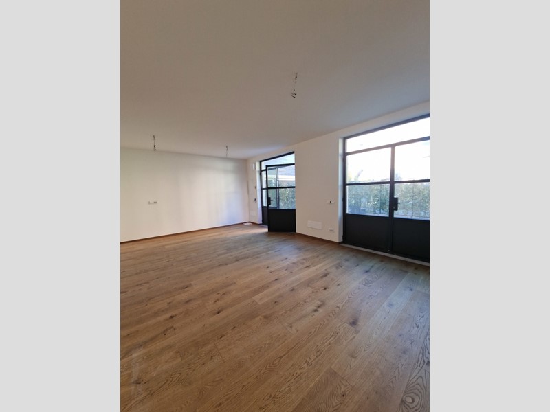 Trilocale in Vendita a Sarzana, 333'000€, 84 m²
