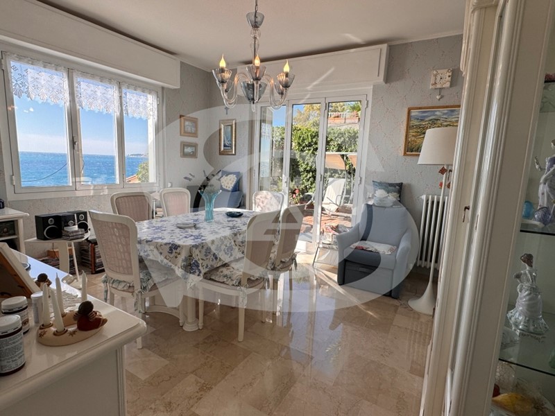 Trilocale in Vendita a Ospedaletti, 264'000€, 94 m²