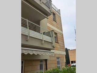 Trilocale in Vendita a Pesaro, 259'000&euro;, 64 m², con Box