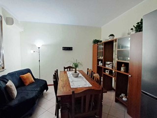 Appartamento in Vendita a Pesaro, 139'000&euro;, 180 m², con Box