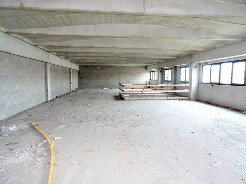 Ufficio in Vendita a Senigallia, 100'000&euro;, 310 m²