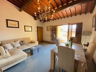 Trilocale in Vendita a Lucca, 550'000€, 100 m², arredato