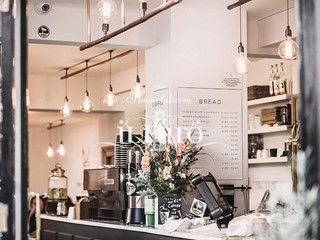 Attività commerciale in Vendita a Campi Bisenzio, zona San Piero a Ponti, 55'000€, 110 m²