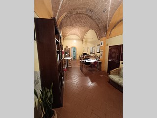 Magazzino in Affitto a Empoli, 500&euro;, 45 m²
