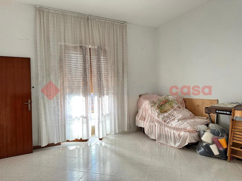 Casa Indipendente in Vendita a Arezzo, 160'000&euro;, 130 m²