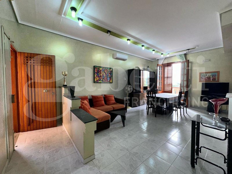Trilocale in Vendita a Avola, 210'000€, 99 m², arredato
