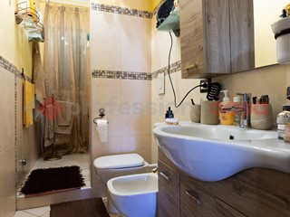 Villa in Vendita a Ardea, 330'000€, 202 m²