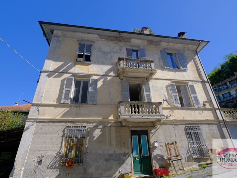 Casa Indipendente in Vendita a Sassello, 80'000€, 320 m²