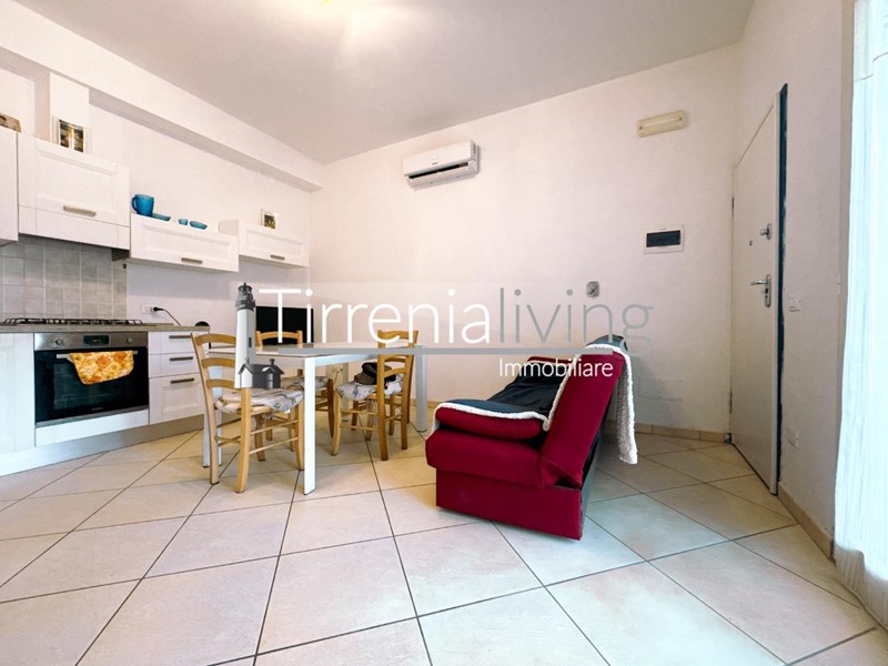 Trilocale in Vendita a Pisa, zona Calambrone, 245'000€, 70 m²