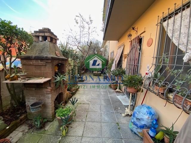 Trilocale in Vendita a Buggiano, zona Borgo a Buggiano, 70'000€, 70 m², arredato