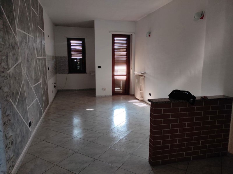 Bilocale in Vendita a Nichelino, 79'000€, 65 m²