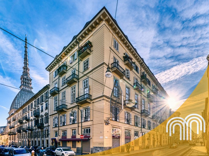 Bilocale in Vendita a Torino, zona Centro, 249'000€, 65 m²
