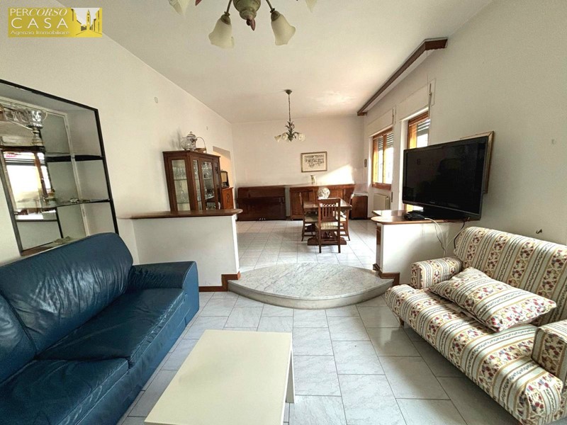 Quadrilocale in Vendita a Montorio al Vomano, 74'000€, 150 m²