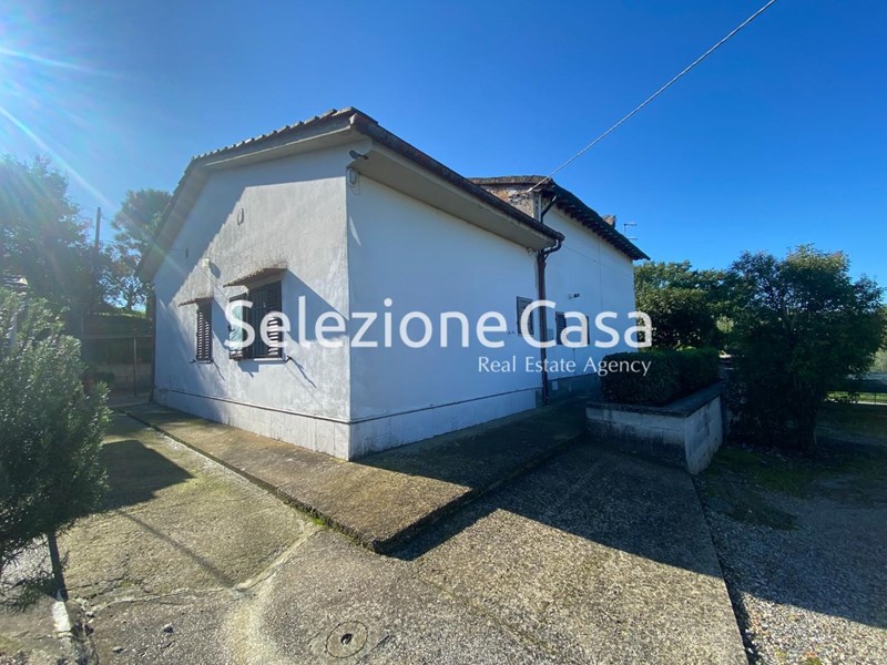 Casa Indipendente in Vendita a Santa Maria a Monte, 229'000€, 140 m²