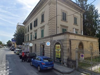 Capannone in Affitto a Lucca, zona Sant'Anna, 1'400€, 70 m²