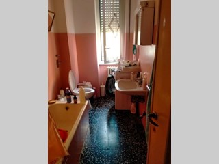 Appartamento in Affitto a Milano, zona  via dei Tulipani 9, Giambellino, Milano, 300€
