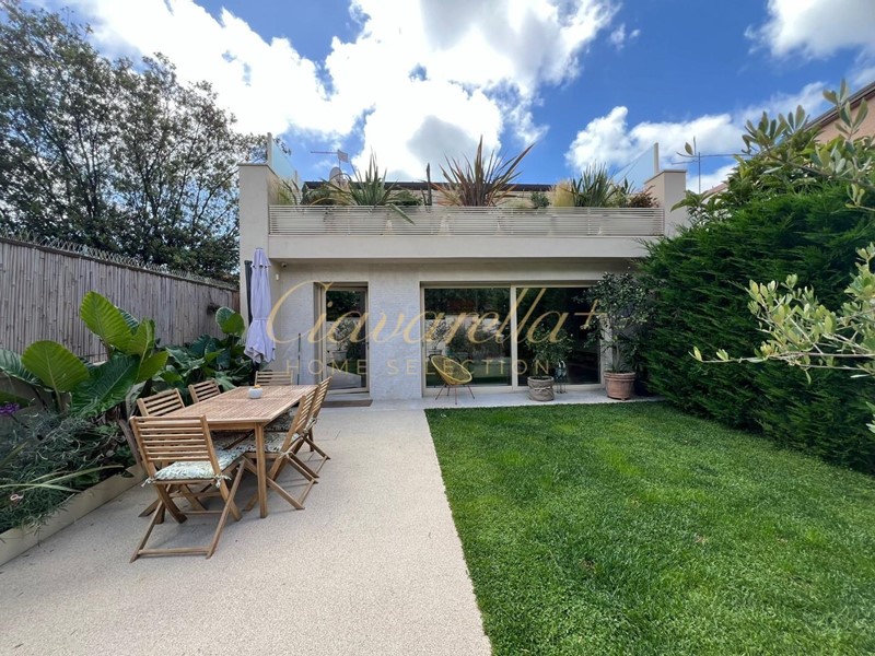 Villa bifamiliare in Affitto a Forte dei Marmi, 10'000€, 150 m², arredato