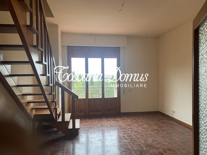 Appartamento in Vendita a Siena, 289'000€, 130 m², con Box