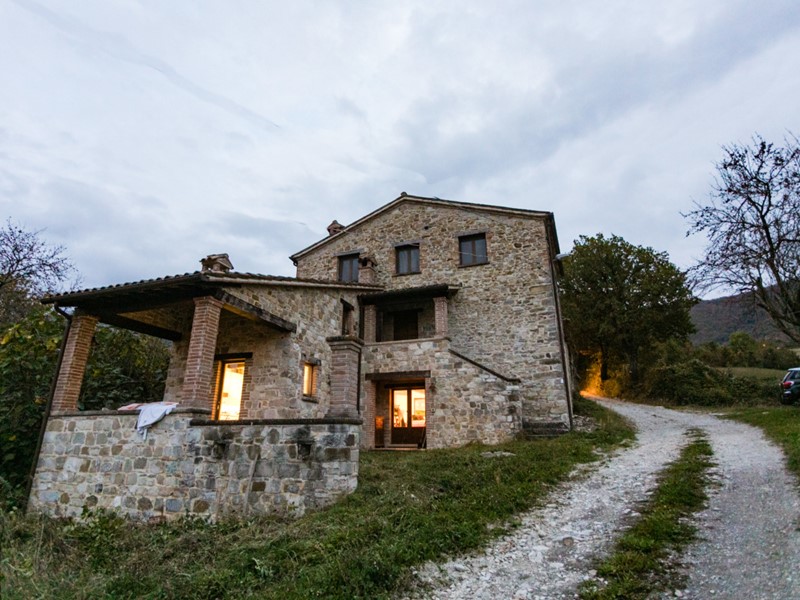 Casa Indipendente in Vendita a Pennabilli, 210'000&euro;, 280 m², arredato