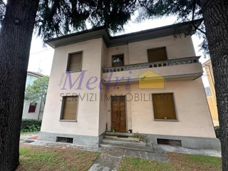 Casa Indipendente in Vendita a Cesena, zona Centro cittÃ, 580'000€, 350 m²
