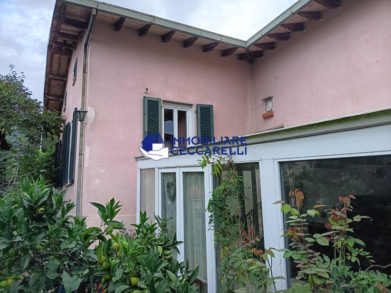 Casa Indipendente in Vendita a Massa, zona Turano, 420'000&euro;, 115 m², arredato