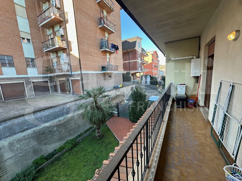 Quadrilocale in Vendita a Orte, 70'000€, 78 m²