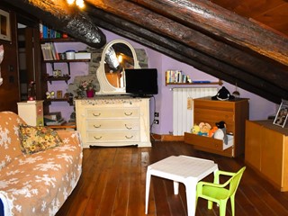 Trullo in Vendita a Oulx, 320'000€, 150 m²