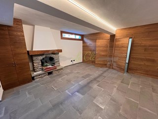 Bilocale in Vendita a Courmayeur, zona La Villette, 280'000€, 52 m²