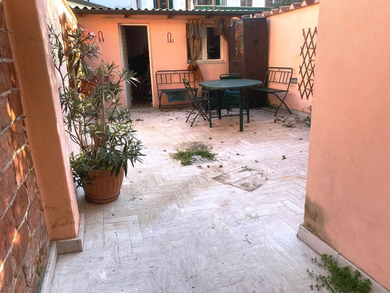 Villetta a schiera in Vendita a Viareggio, 360'000€, 120 m², arredato