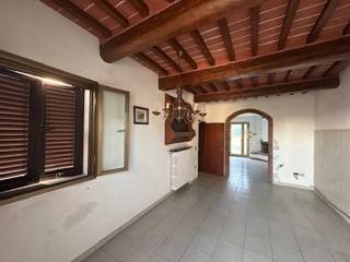Casa Indipendente in Vendita a Santa Maria a Monte, zona Montecalvoli Basso, 119'000€, 95 m²