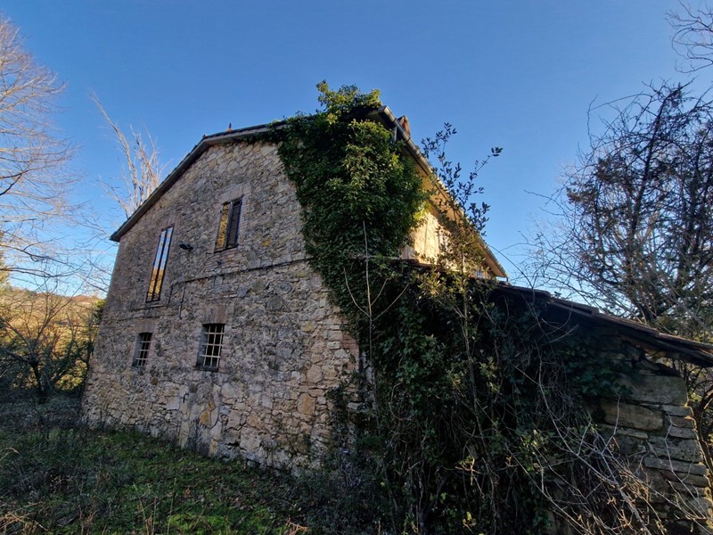 Casa Indipendente in Vendita a Amelia, 169'000€, 280 m²