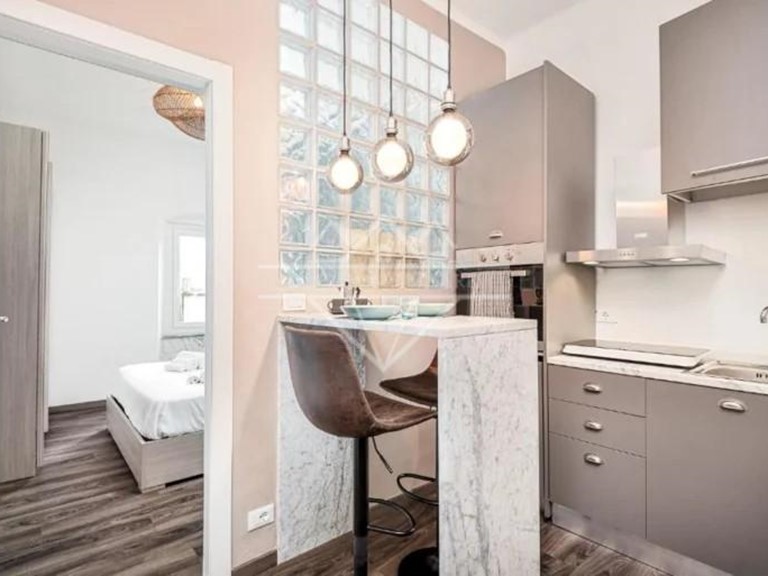 Bilocale in Vendita a Carrara, 110'000&euro;, 42 m², arredato