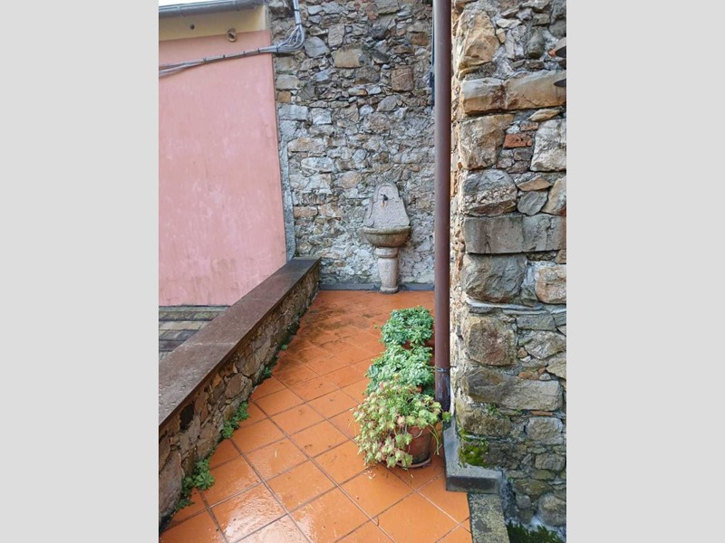 Casa Semi Indipendente in Vendita a Levanto, zona Lavaggiorosso, 250'000€, 80 m²