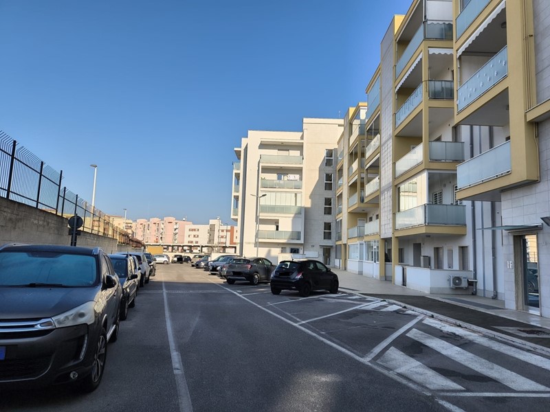 Appartamento in Vendita a Monopoli, zona SEMICENTRALE, 275'000€, 90 m²