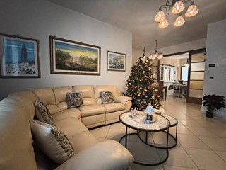 Casa Indipendente in Vendita a Monopoli, zona PERIFERIA, 375'000€, 150 m²