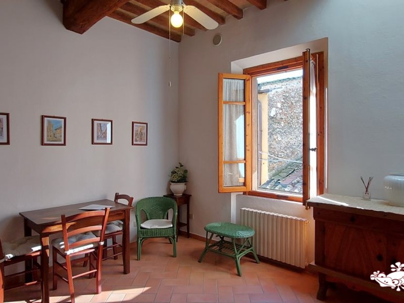 Bilocale in Vendita a San Gimignano, 150'000€, 62 m²