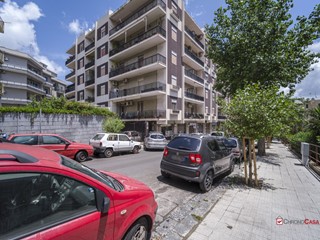 Bilocale in Affitto a Messina, 75 m²