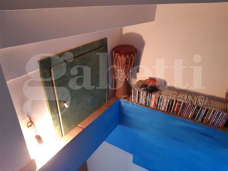 Casa Indipendente in Vendita a Tagliacozzo, 98'000€, 100 m², arredato