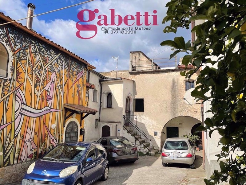 Casa Indipendente in Vendita a San Potito Sannitico, 32'000€, 84 m²