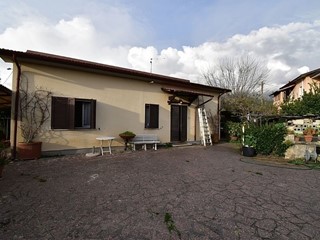 Casa Indipendente in Vendita a Pietrasanta, 350'000€, 100 m²