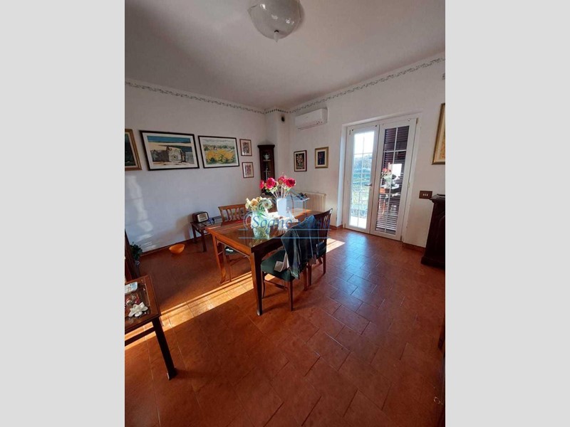 Casa Semi Indipendente in Vendita a Castelnuovo Magra, 160'000&euro;, 80 m², arredato