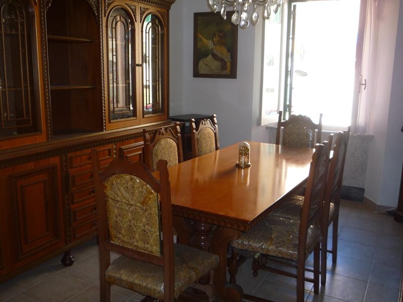 Trilocale in Vendita a Carrara, 75'000€, 50 m², arredato