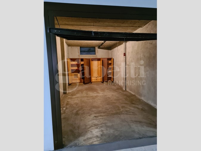 Box in Affitto a Milano, 200€, 20 m²