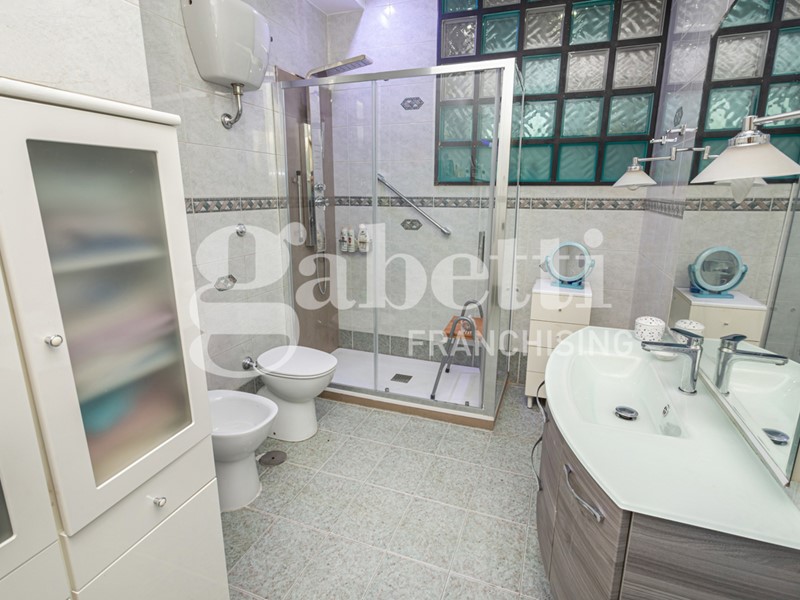 Quadrilocale in Vendita a Marano di Napoli, 185'000€, 120 m²