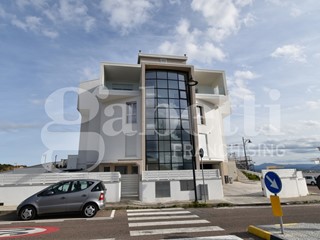 Attico in Vendita a Olbia, 800'000€, 247 m²